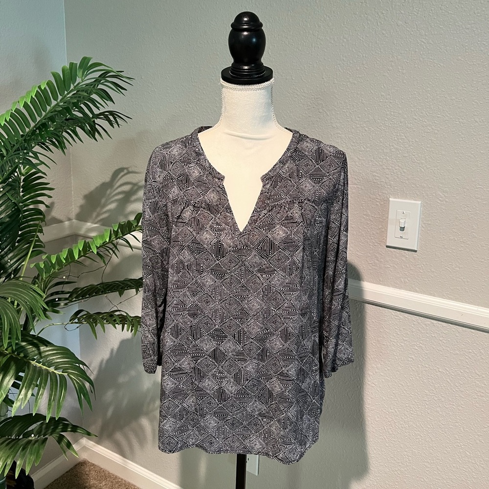 Old Navy Black & White Boho Blouse